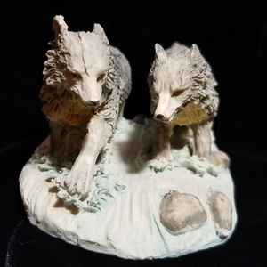 Clay Wolf decoration